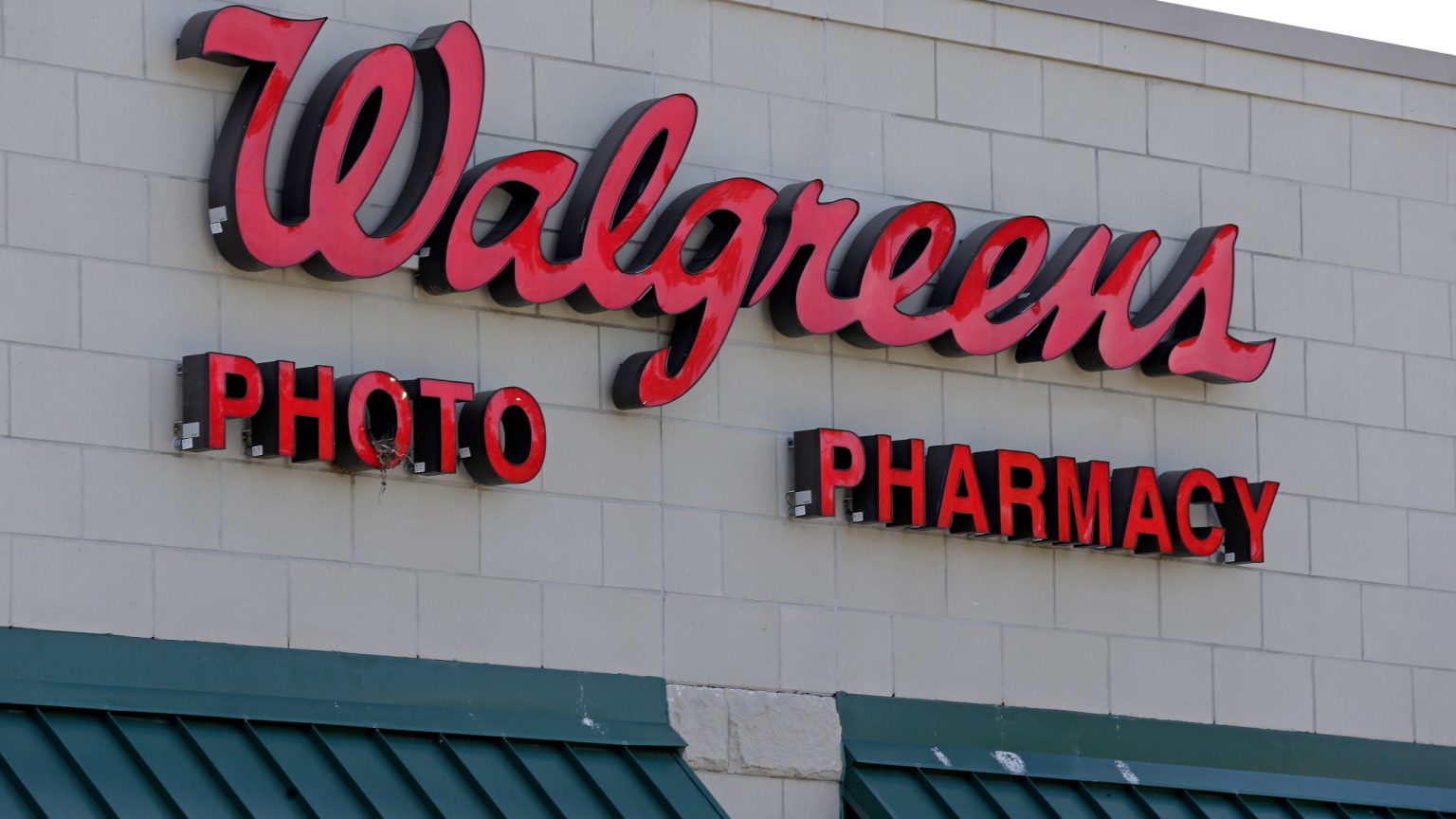 Free 8X10 At Walgreens! I Pay With Coupons