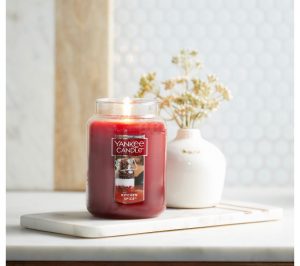 Large Yankee Candles only $10 at Walmart